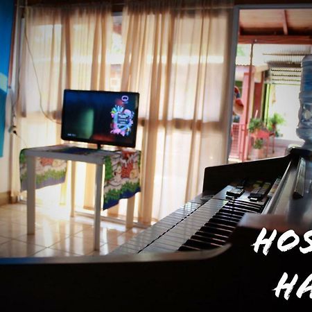 Hostel Haus Puerto Iguazú Exteriör bild